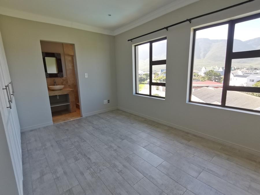 4 Bedroom Property for Sale in Vermont Western Cape